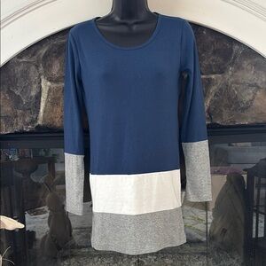 Women’s JuneyZ Colorblock Long Sleeve dress size Small